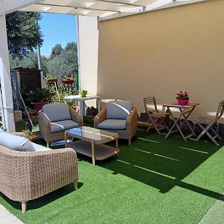 Domo Is Domus SantʼAnna Arresi