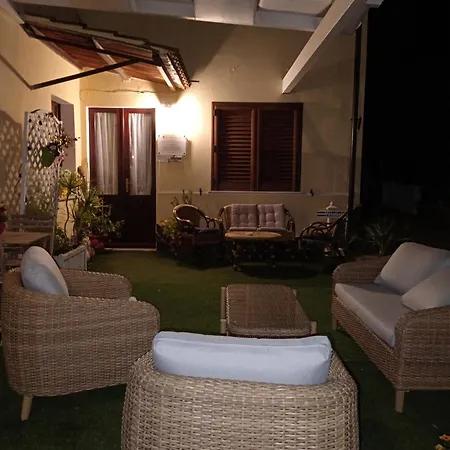 Domo Is Domus Guest house